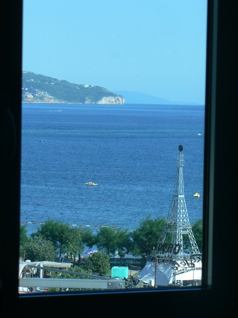 Apartment with spectacular sea view