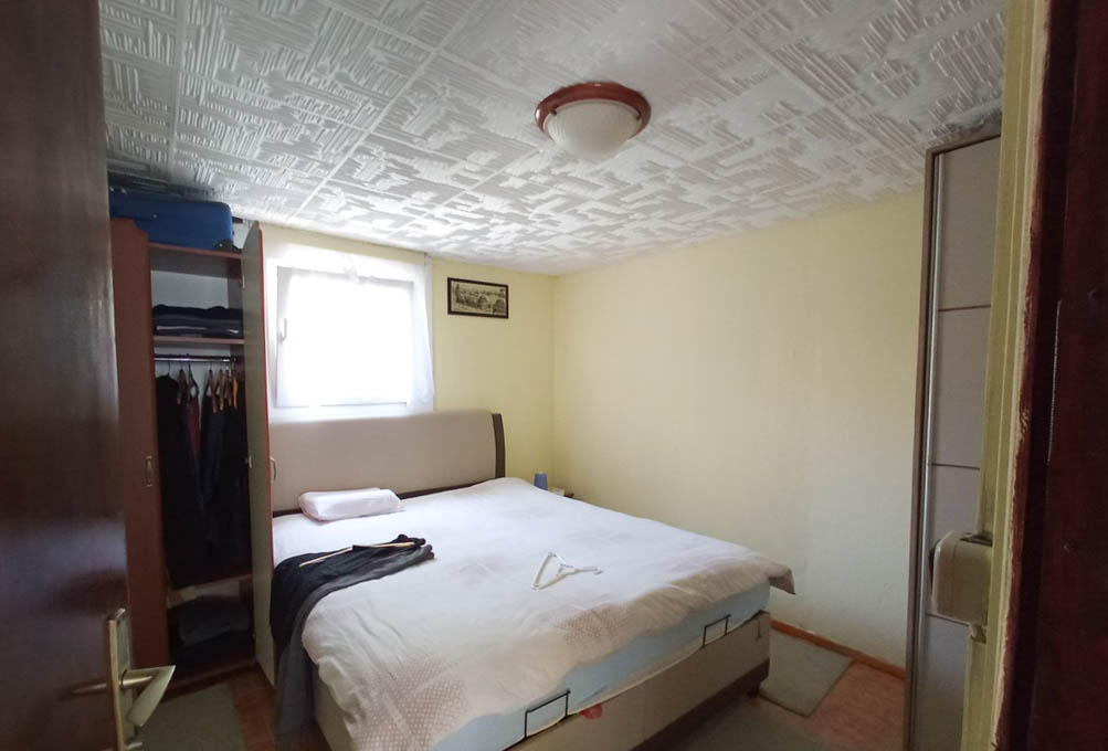 Дом в Баре с большим участком