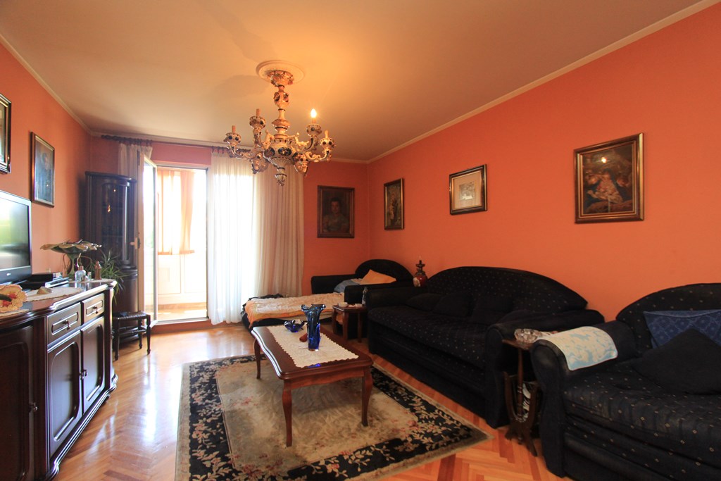 Wohnung in Budva