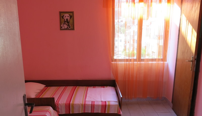 SPECIAL OFFER! Mini hotel in Rafailovici near the sea