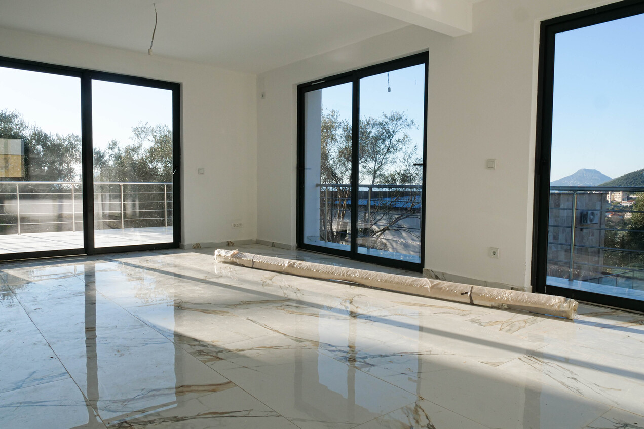 House for sale in Bar in the quiet place 