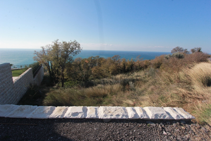 Land in Budva with sea view