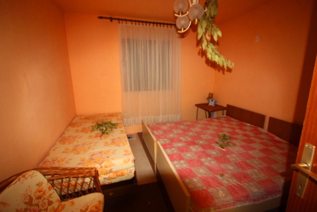 House for sale in Sutomore 