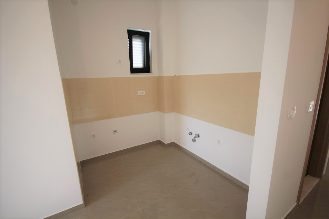 Apartments in a new building in Igalo