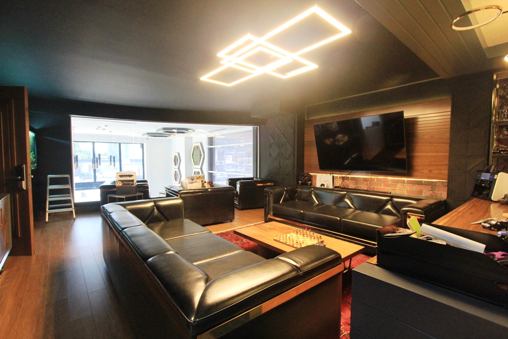 Luxury commercial space in Budva