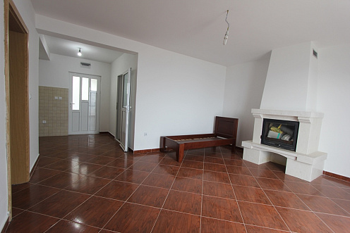 Three-story house with a panoramic view of the sea in an exclusive location