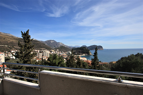 Apartment In Petrovac