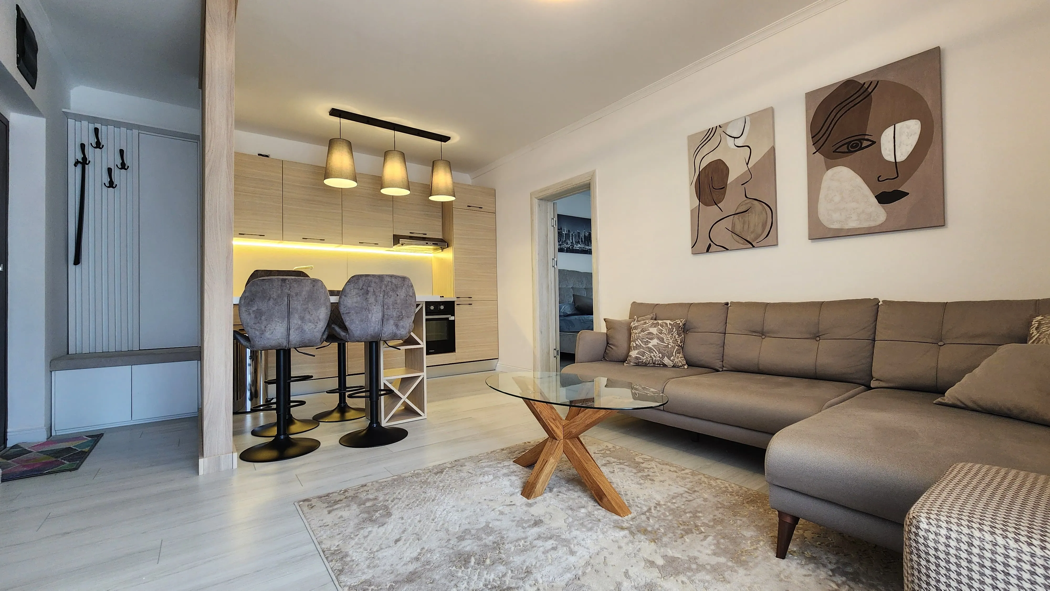 Apartment with two bedrooms in Becici