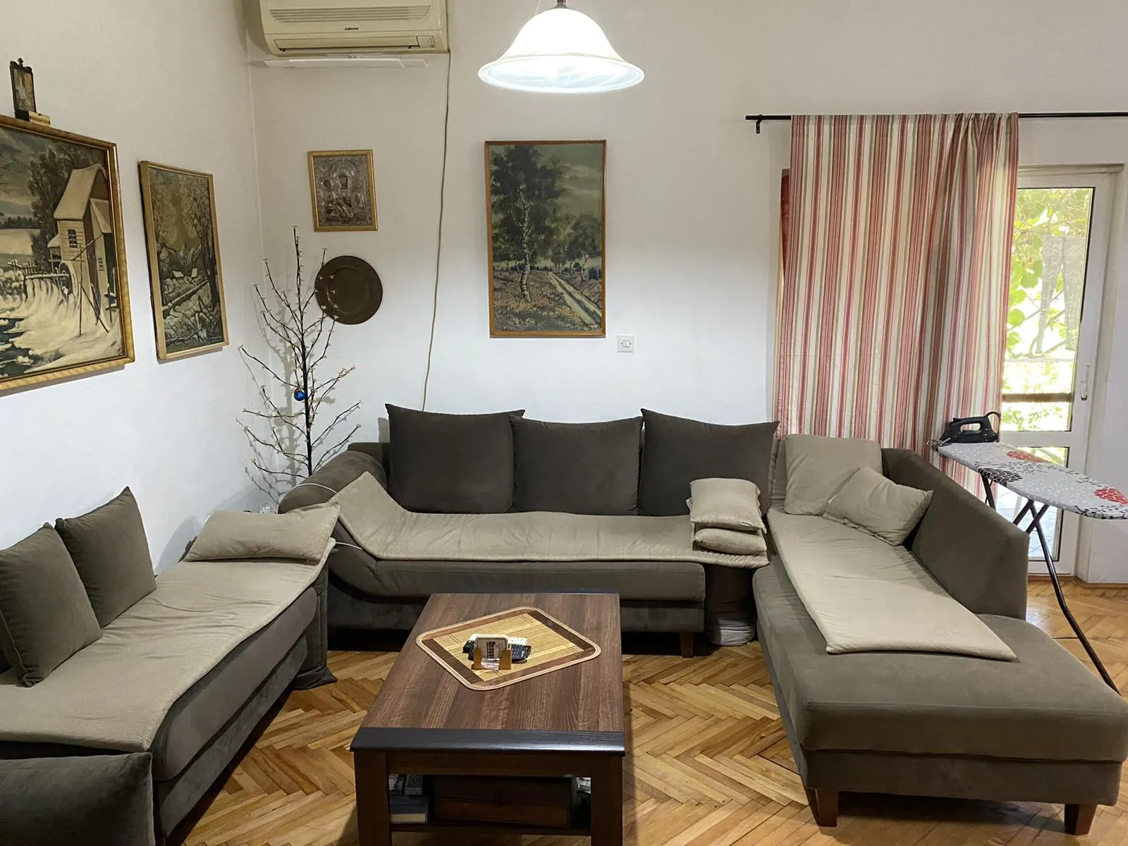 Продается двухэтажный дом в тихой части Шушани