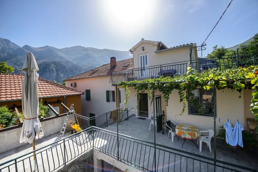 Frontline Family Property Near Kotor