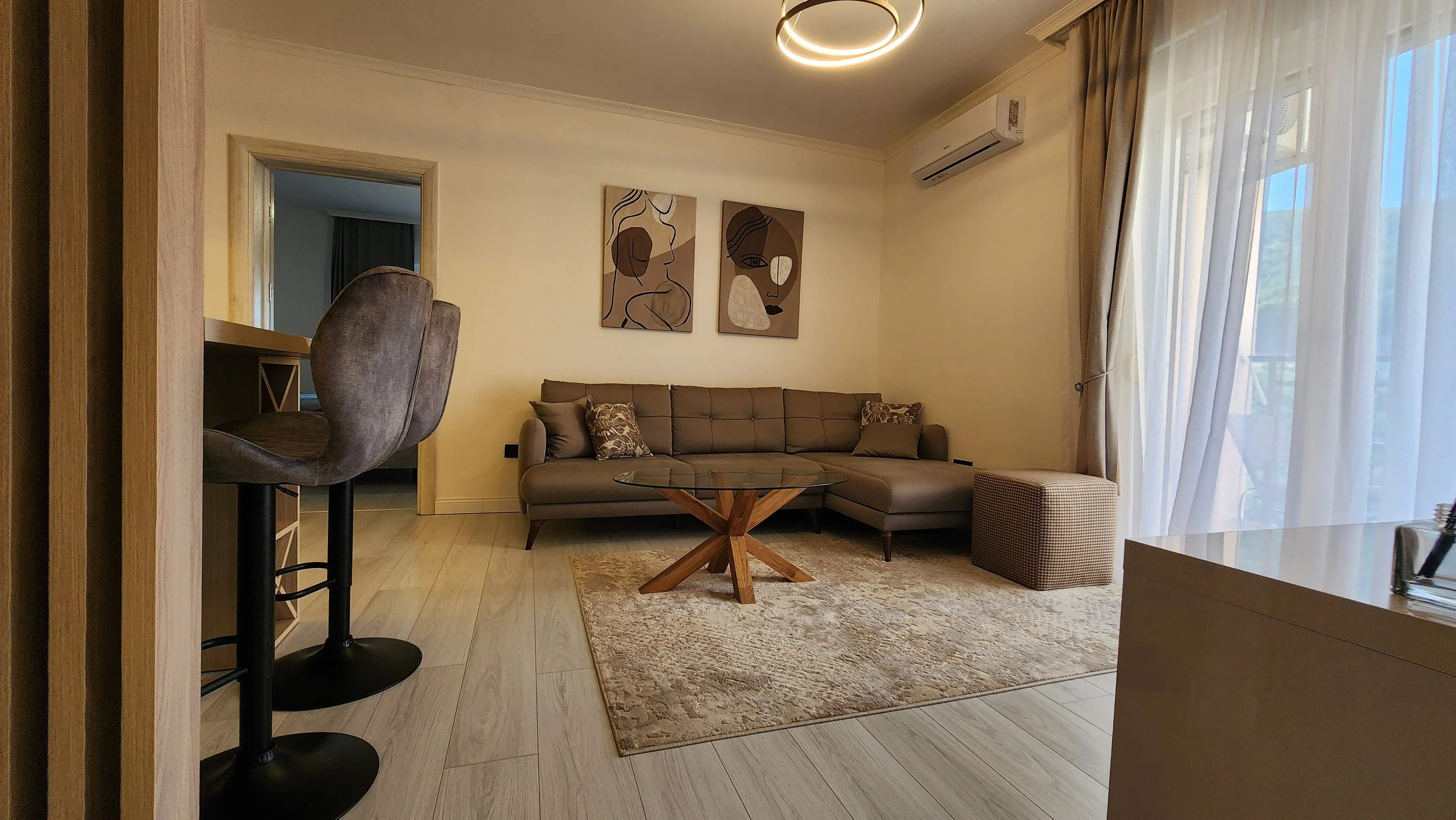 Apartment with two bedrooms in Becici