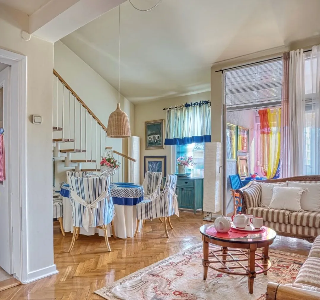 Kвартира-дуплекс в Будве