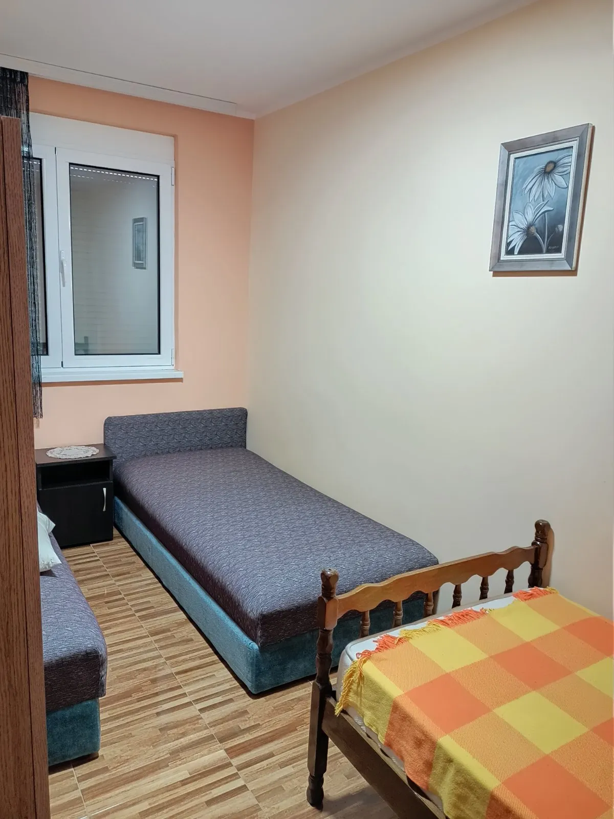 Two-storey house with 6 bedrooms in Misici