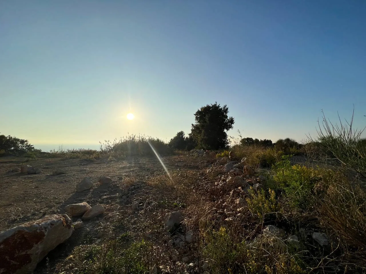 Grundstück mit Meerblick in Pechurice