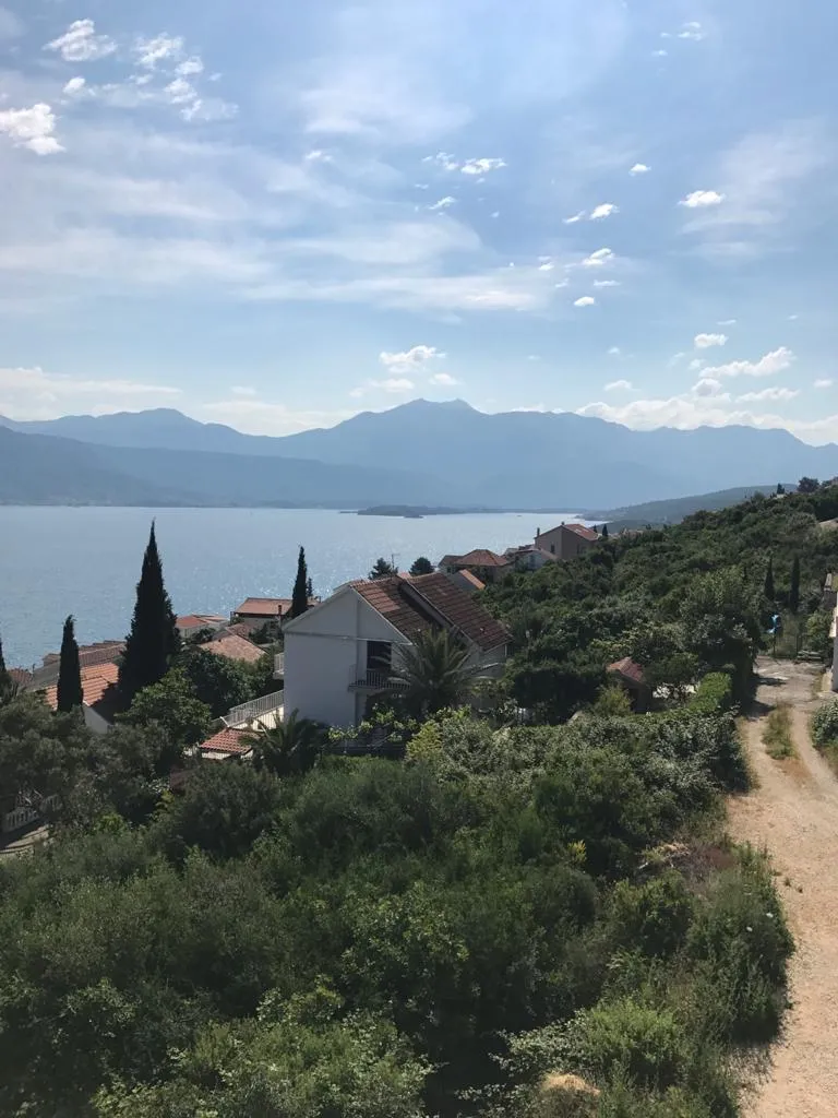 Zwei Grundstücke in der Siedlung Krasici