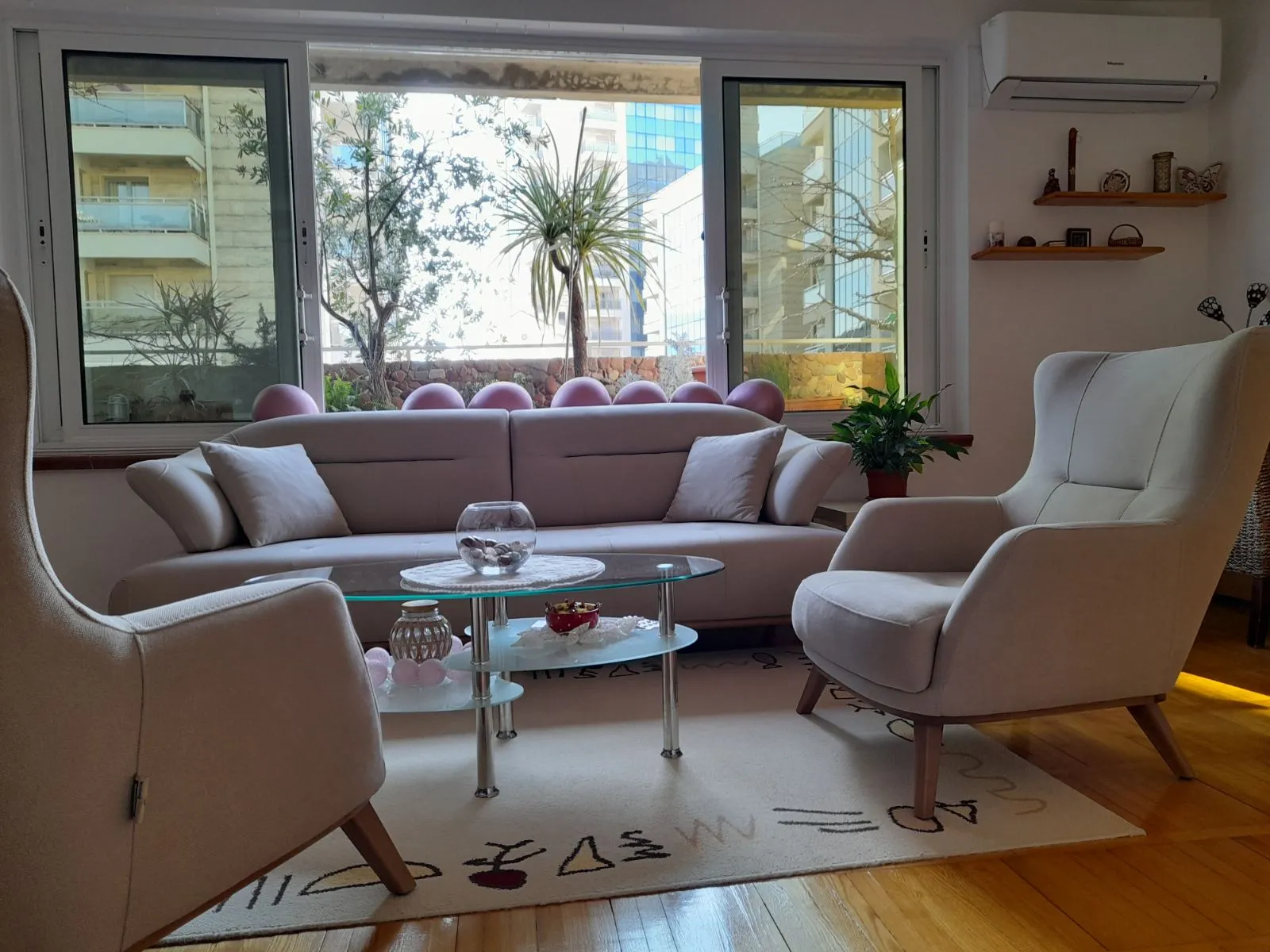 Apartment in Budva on the second line from the sea