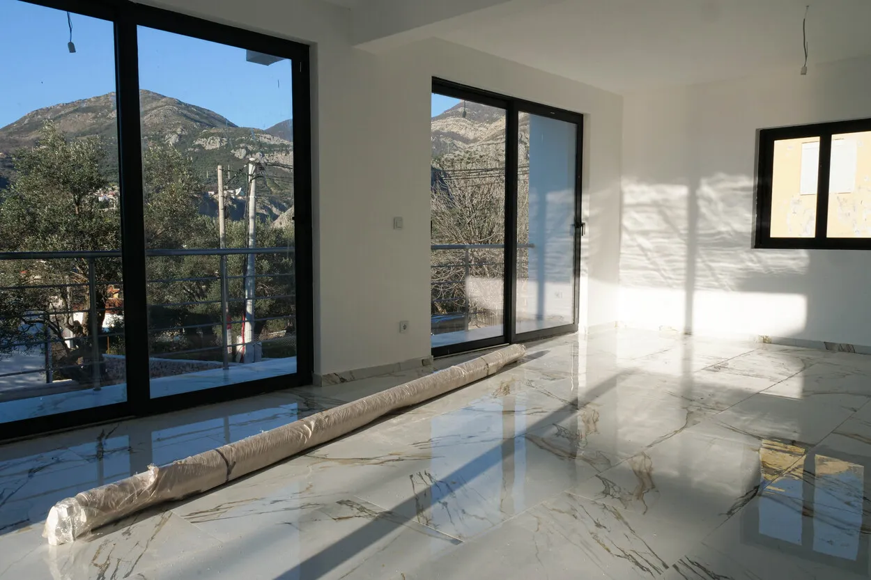 House for sale in Bar in the quiet place 