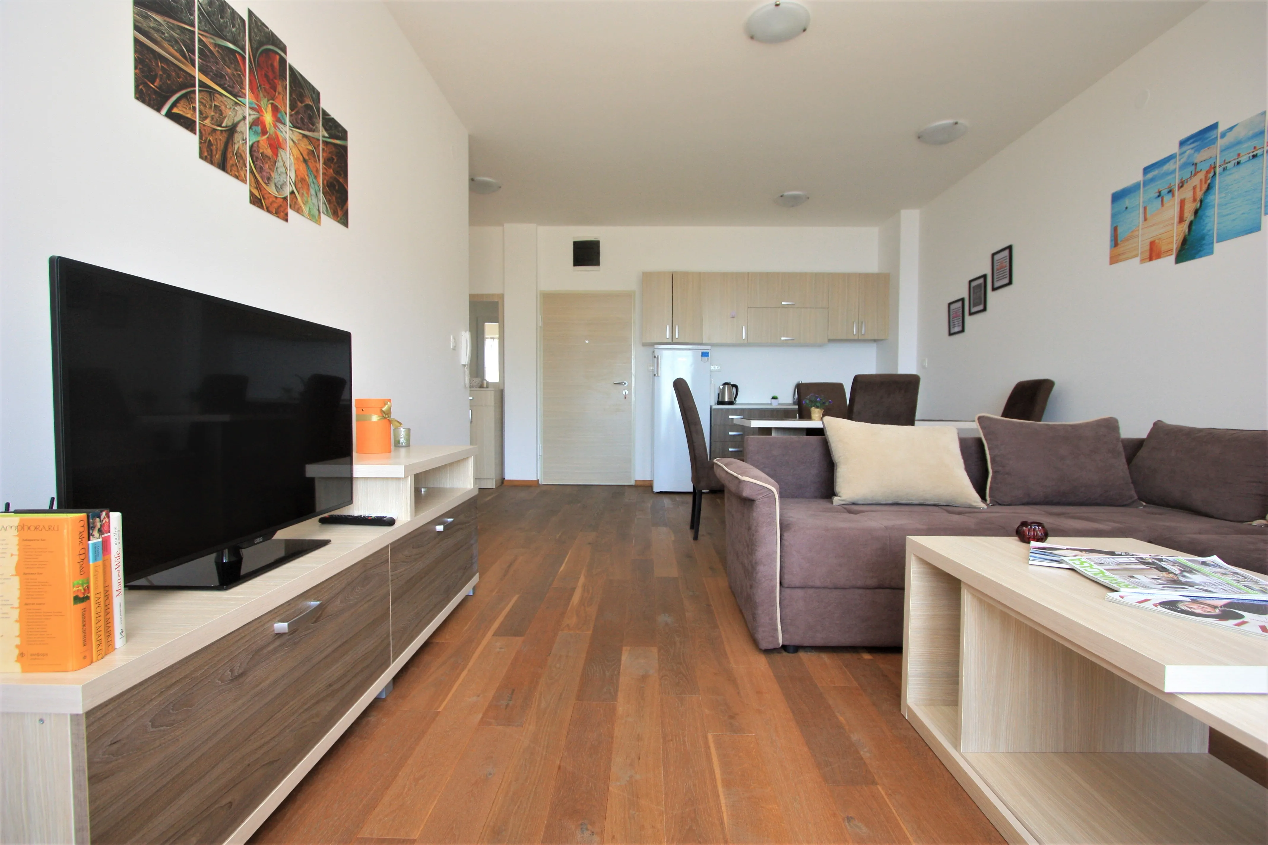 Apartment in Rafailovici 