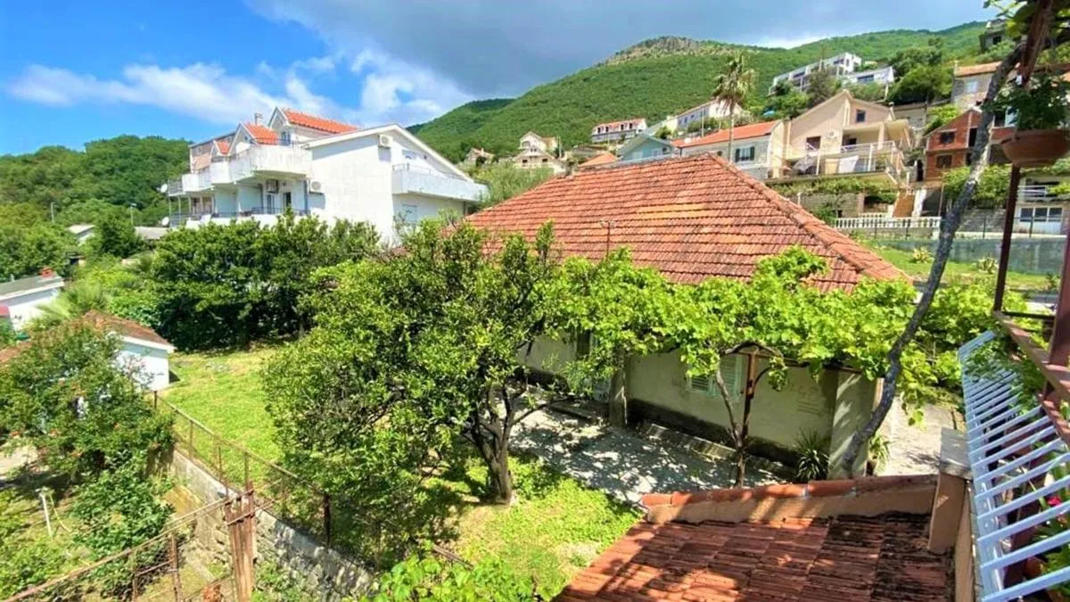 House in Kumbor near Porto Novi complex