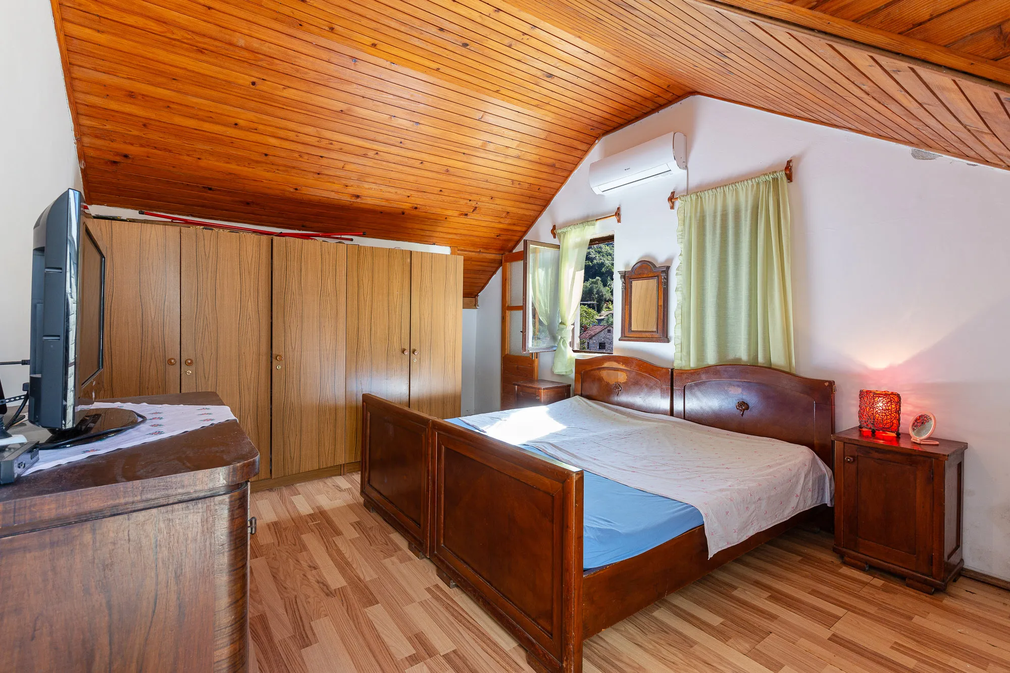 6060 Kuca Bjelila 2r 60m2