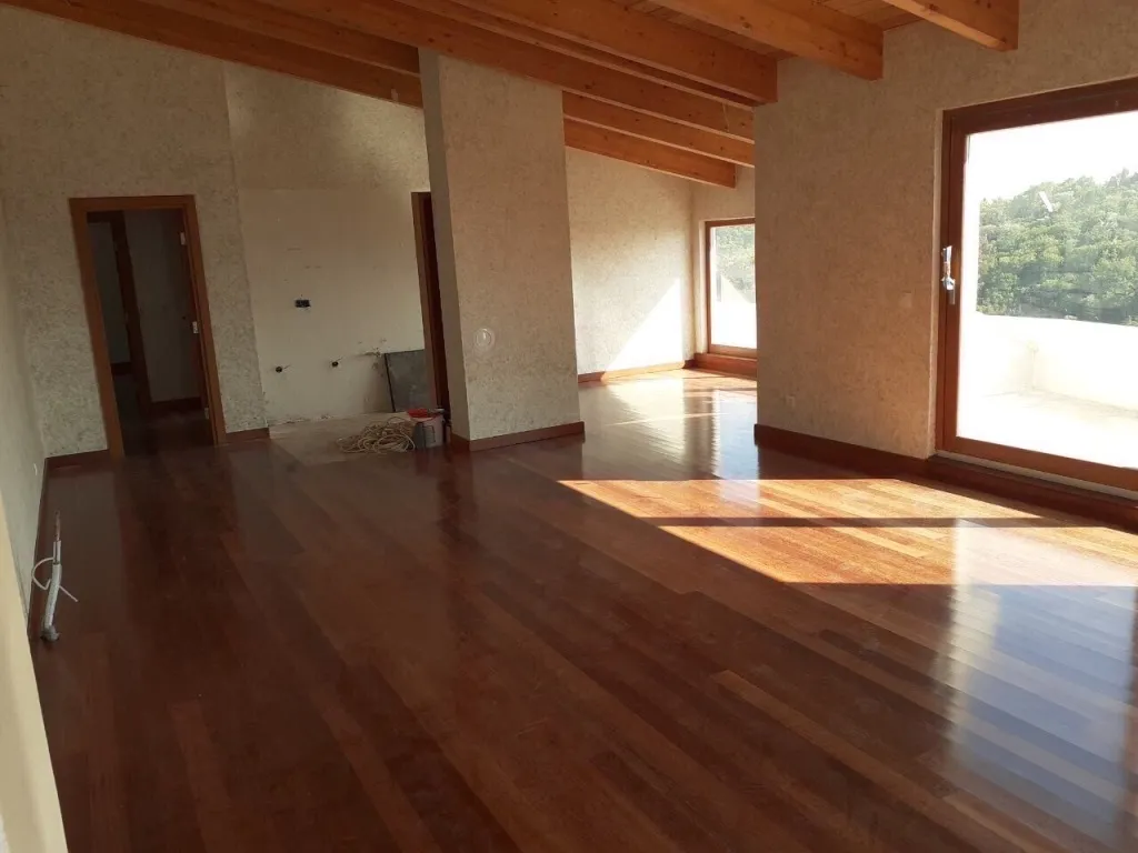 Penthouse in Petrovac with a sea view