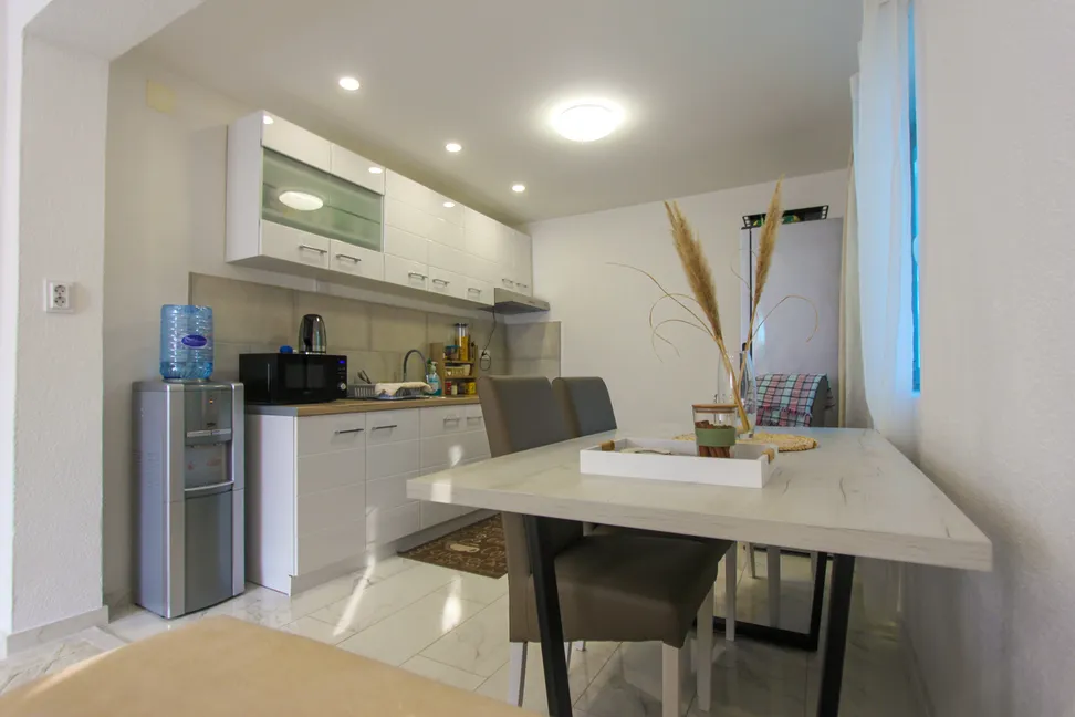 For sale two-storey house in Dobra Voda near the sea