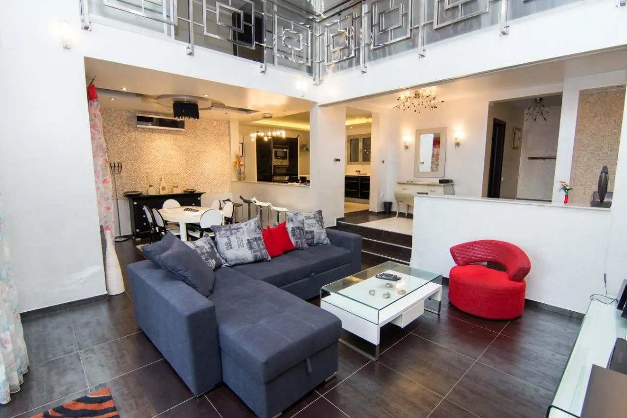 Luxury villa with pool in Budva