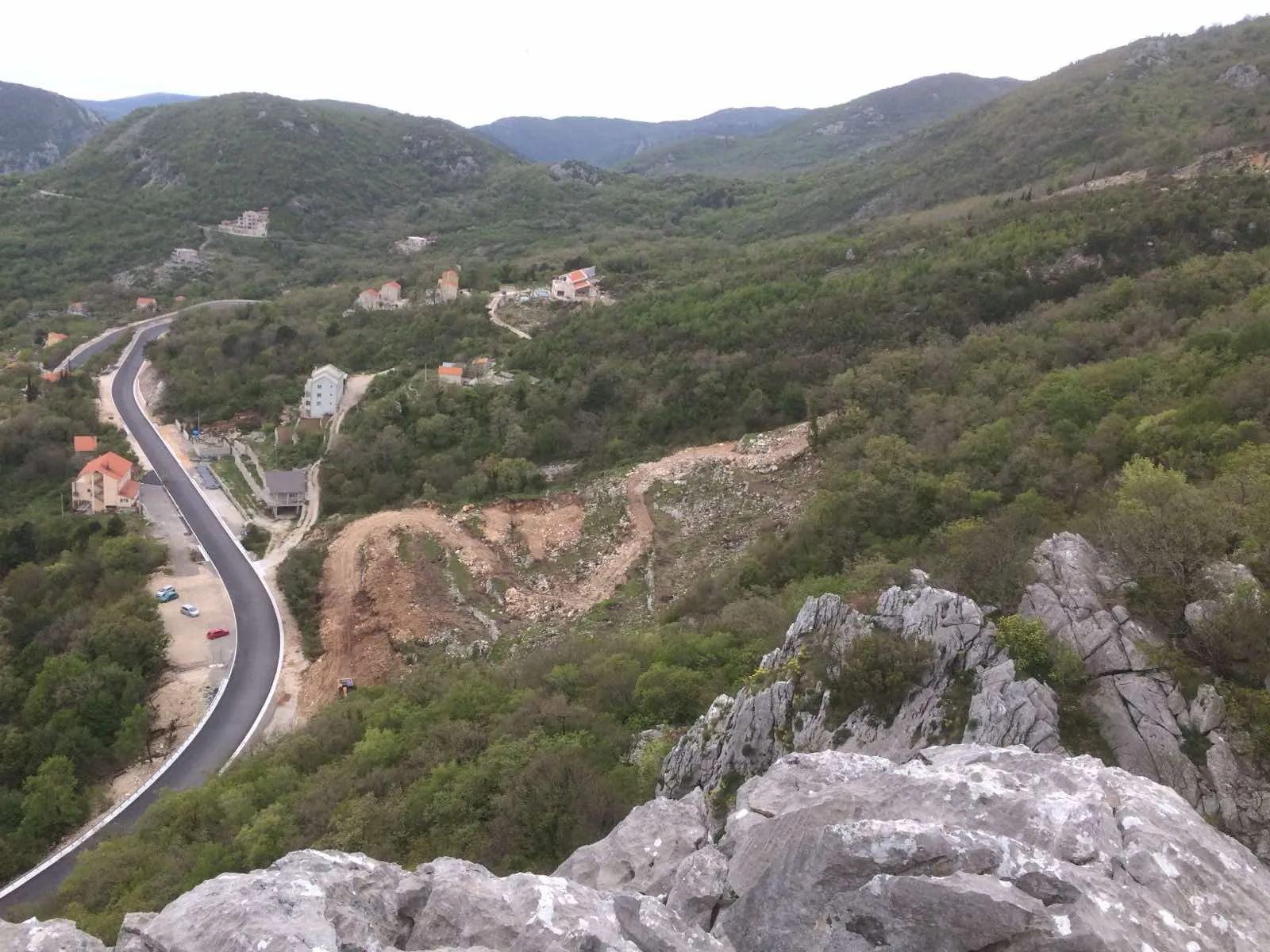 Plot for sale in Lapcici with a panoramic sea view 