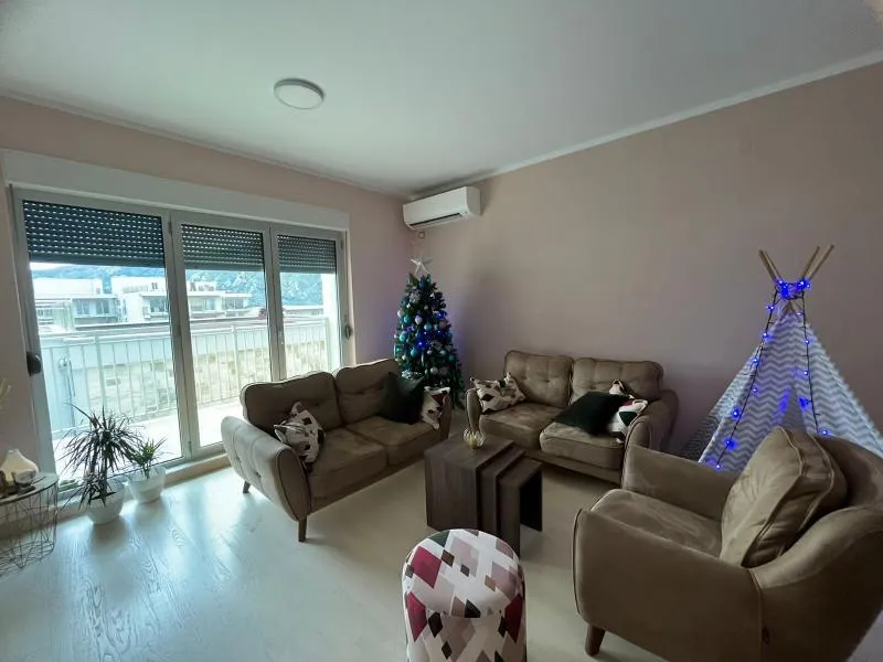 For sale a two bedroom apartment in Kotor near the sea