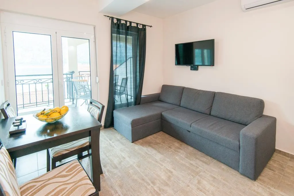 Beautiful house in Stoliv