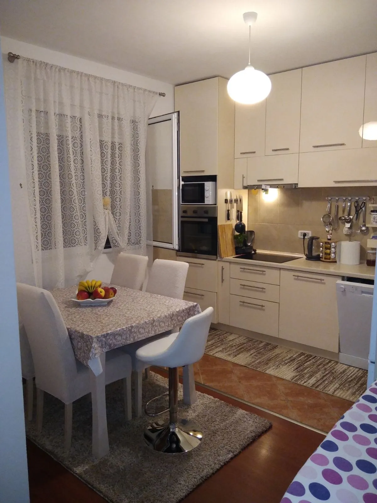 Apartment in Sutomore with a mountain view