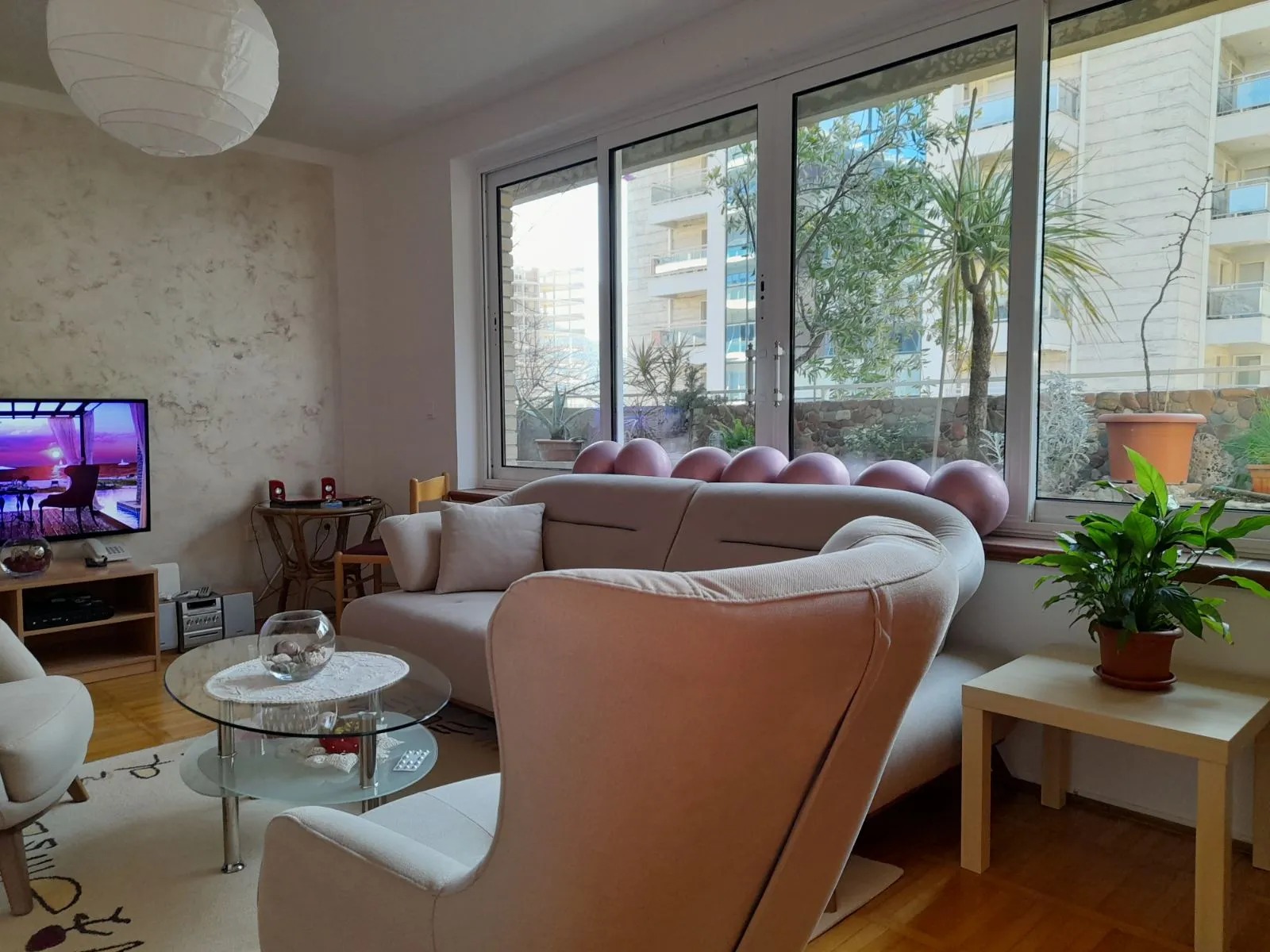 Apartment in Budva on the second line from the sea