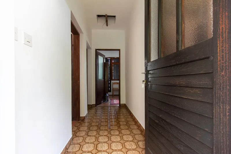 House in a small city Ljuta 