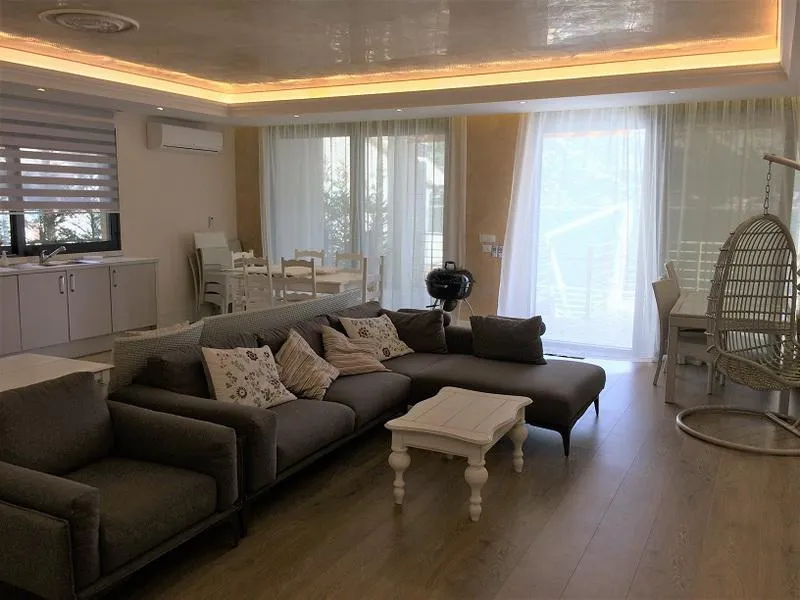 Modern house in Stoliv with pool