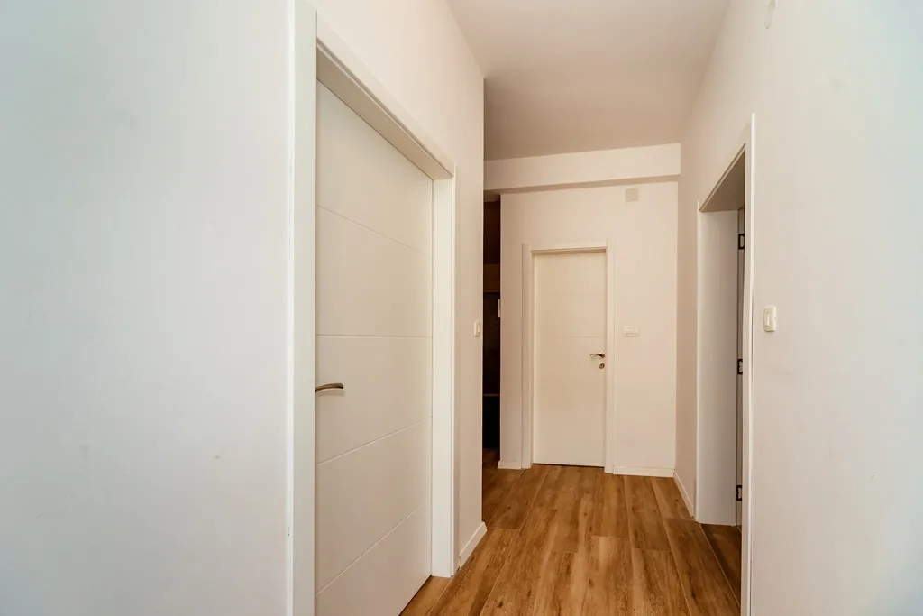 Квартиры с видом на море в двух жилых домах с лифтом в Рафаиловичи.