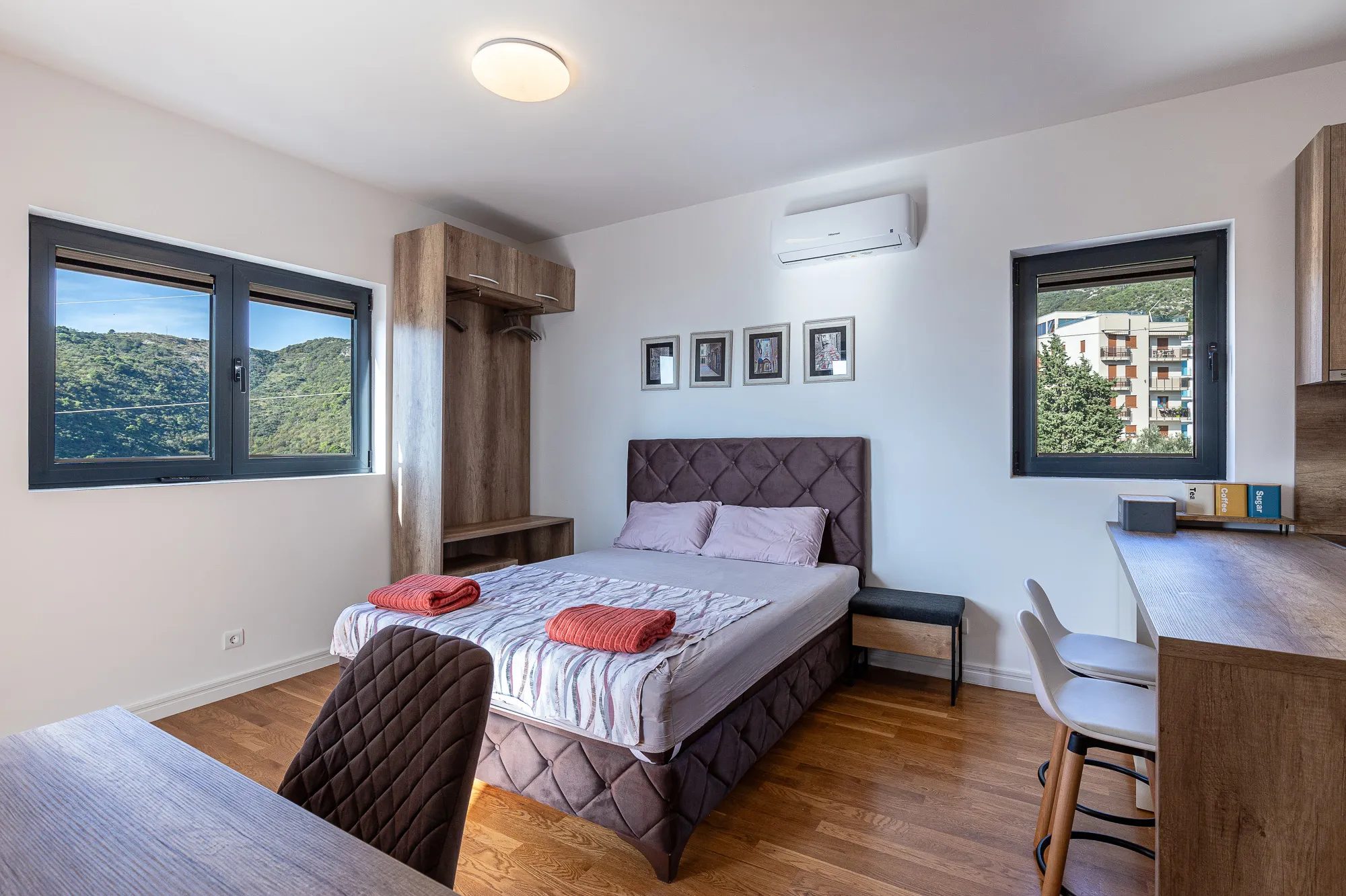 Beautiful apartment in Becici with a sea view