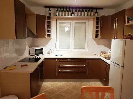 House with four bedrooms and partial sea views