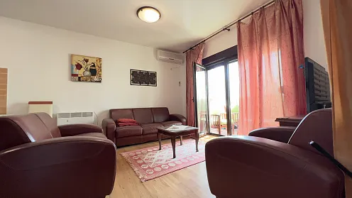 Cozy apartment with two bedrooms in Petrovac